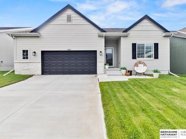 11009 Baker Street, Omaha, NE 68142