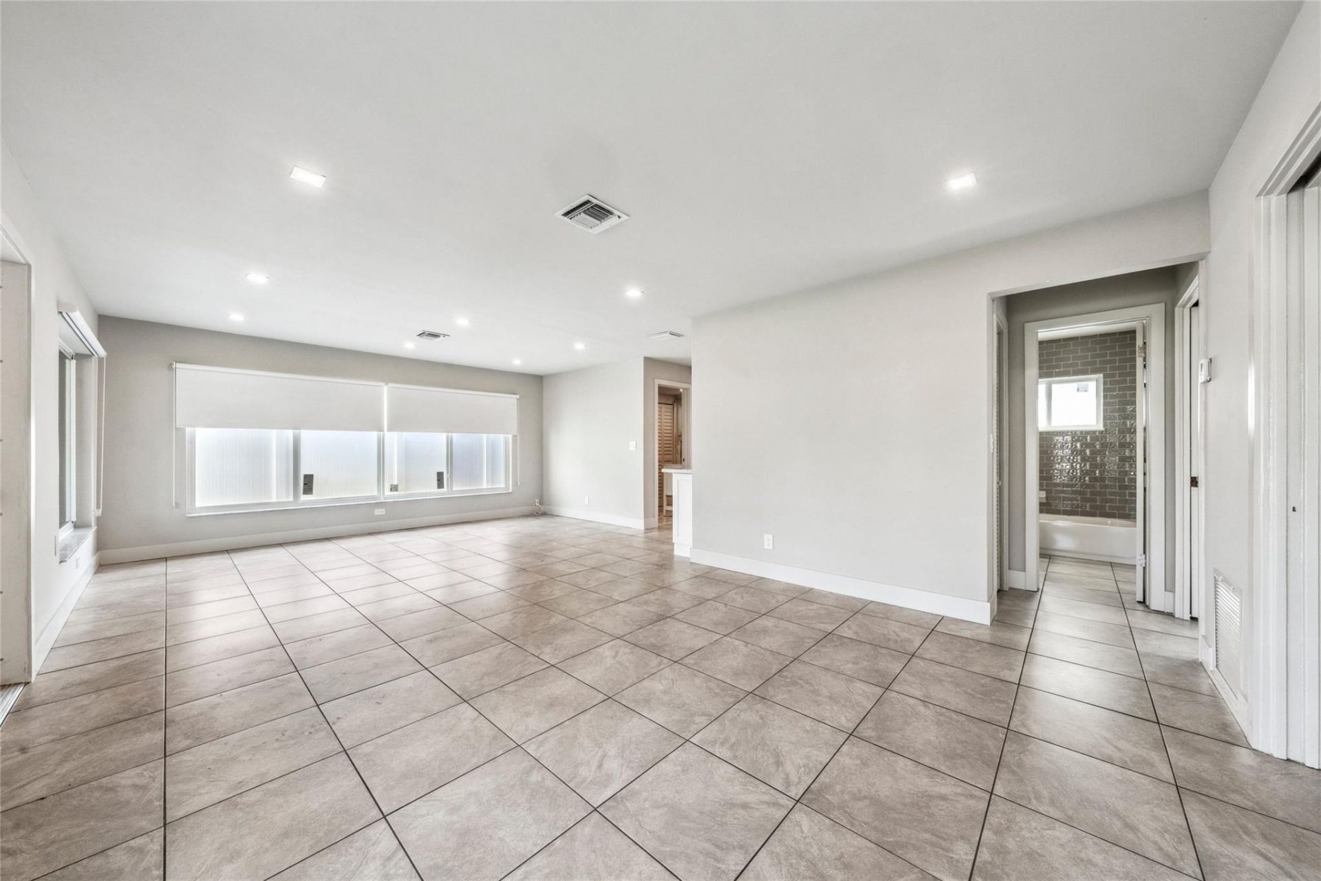 4800 NE 4th Avenue, Fort Lauderdale, FL 33334 Photo