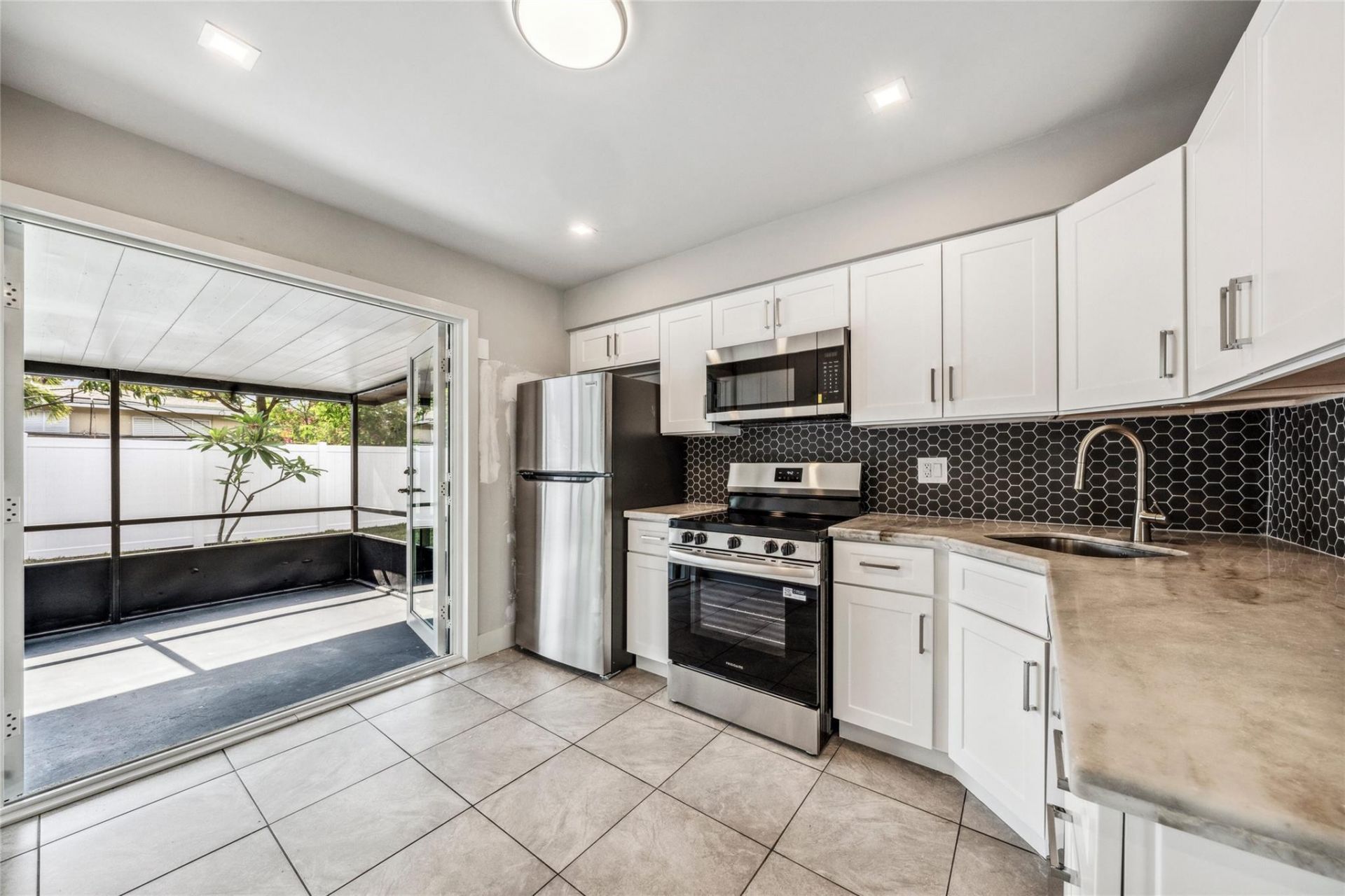 4800 NE 4th Avenue, Fort Lauderdale, FL 33334 Photo