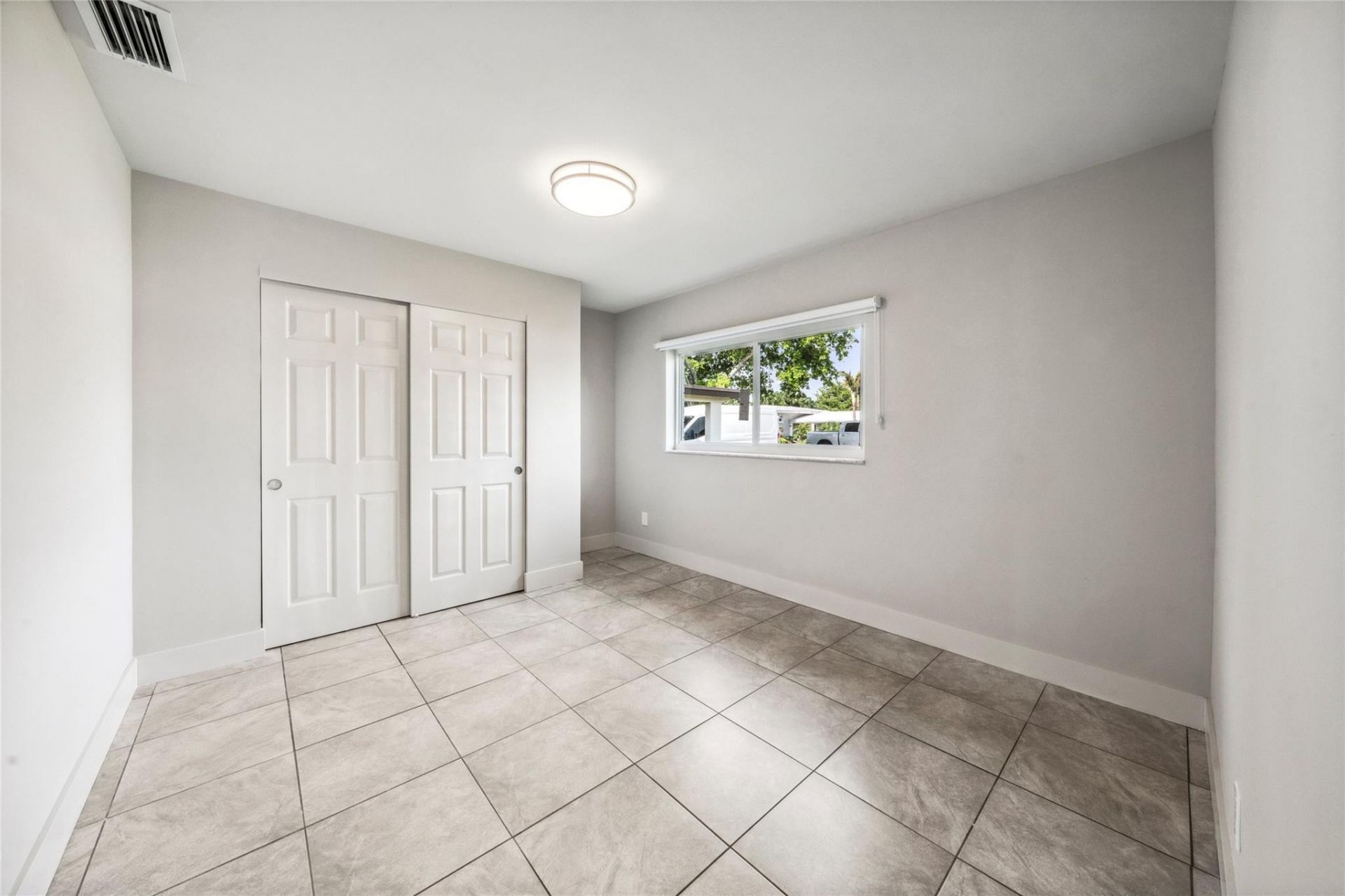 4800 NE 4th Avenue, Fort Lauderdale, FL 33334 Photo