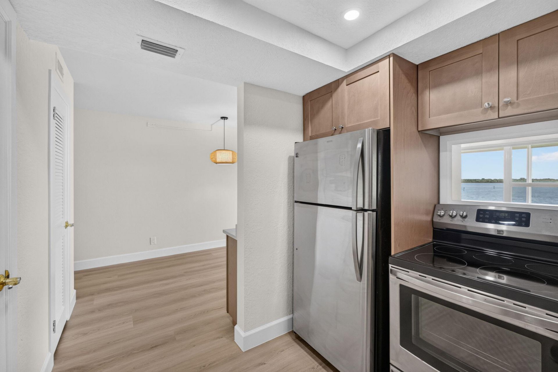 52 Yacht Club Drive, Unit 305, North Palm Beach, FL 33408 Photo