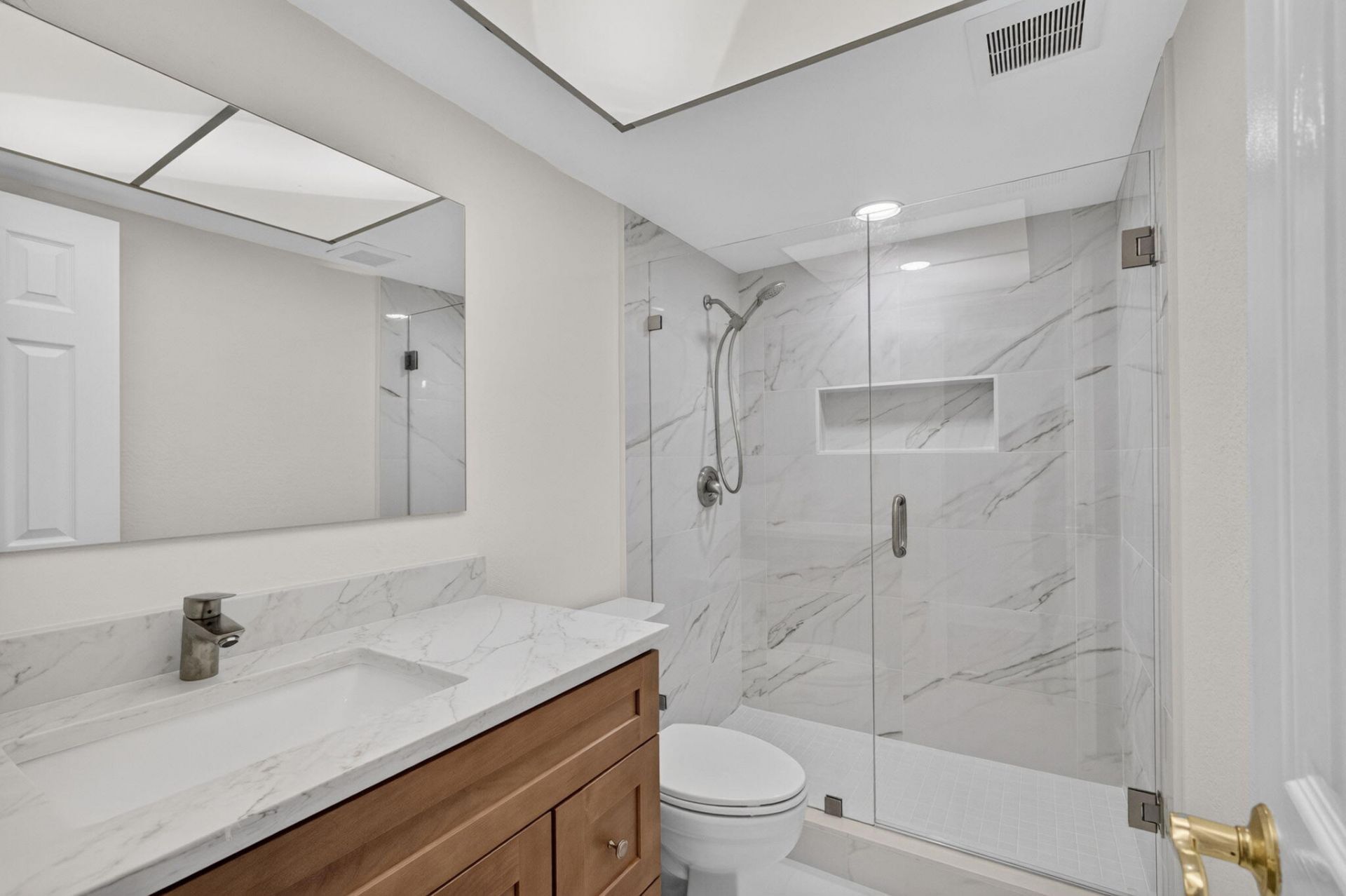 52 Yacht Club Drive, Unit 305, North Palm Beach, FL 33408 Photo