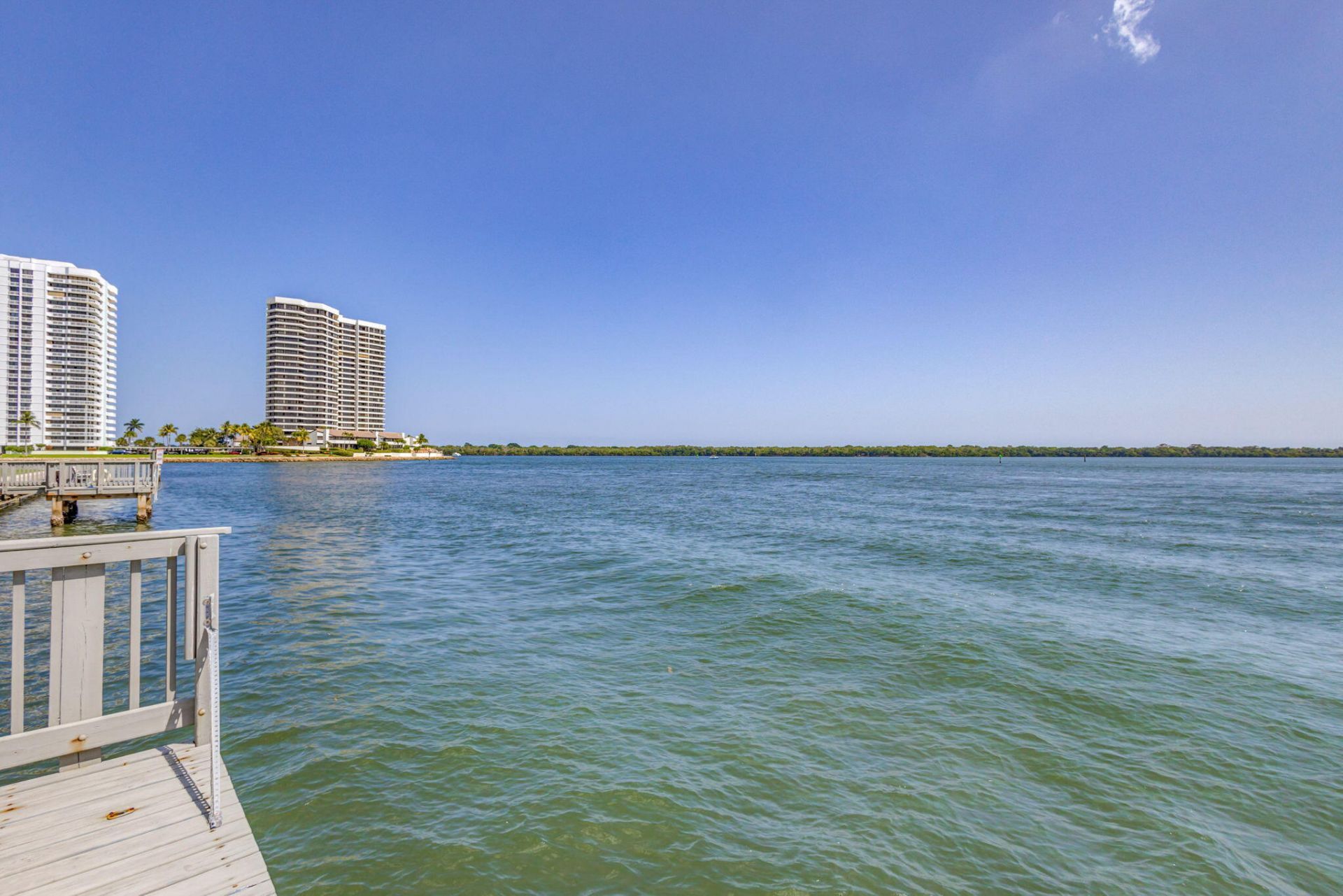 52 Yacht Club Drive, Unit 305, North Palm Beach, FL 33408 Photo