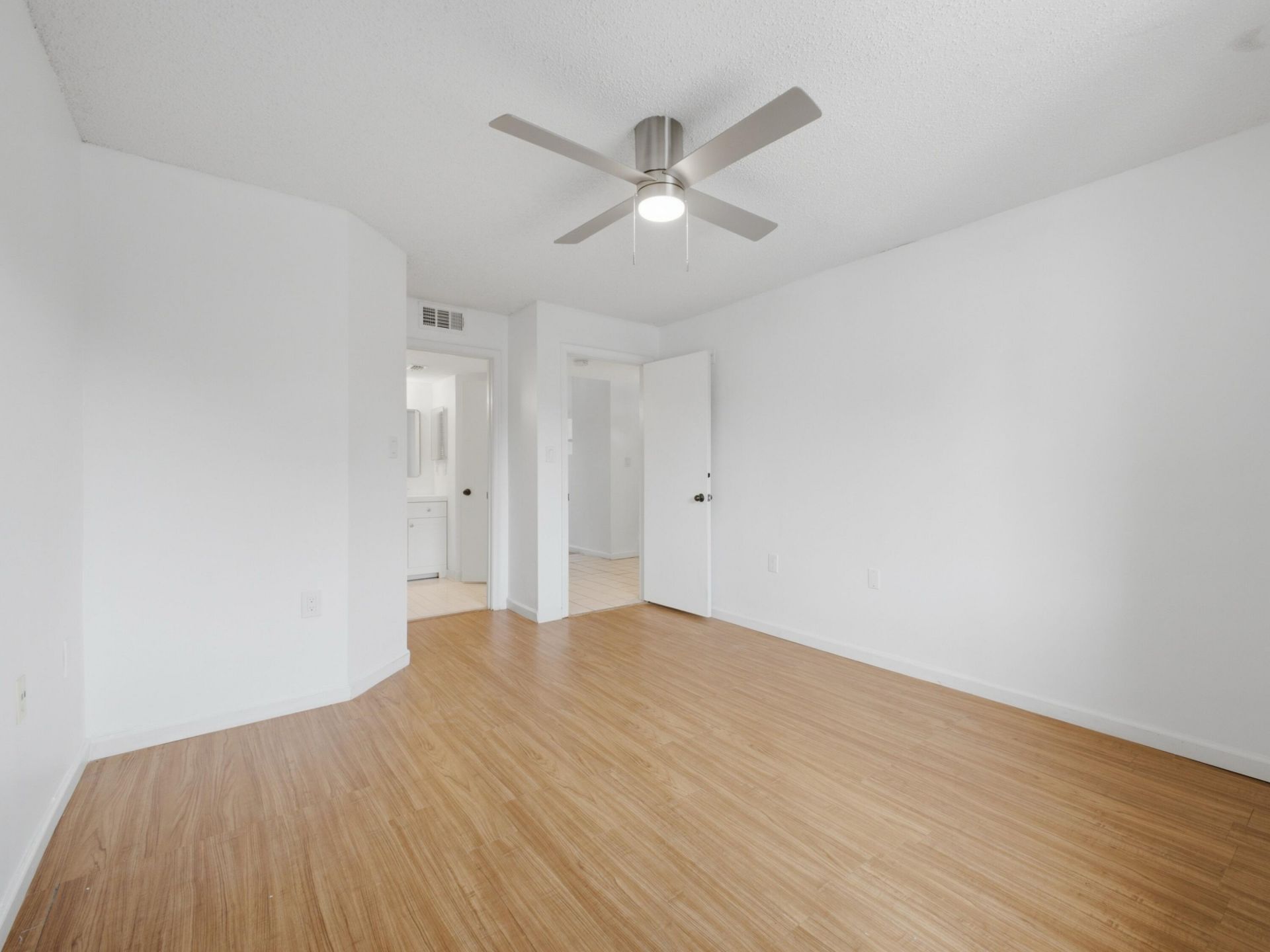 13215 Glenmoor Drive, West Palm Beach, FL 33409 Photo