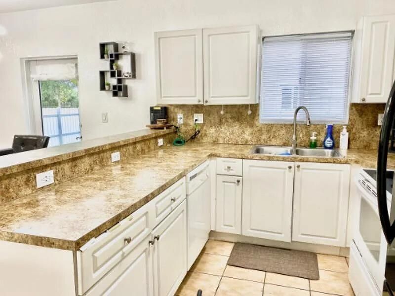 18951 SW 113th Place, Miami, FL 33157 Photo