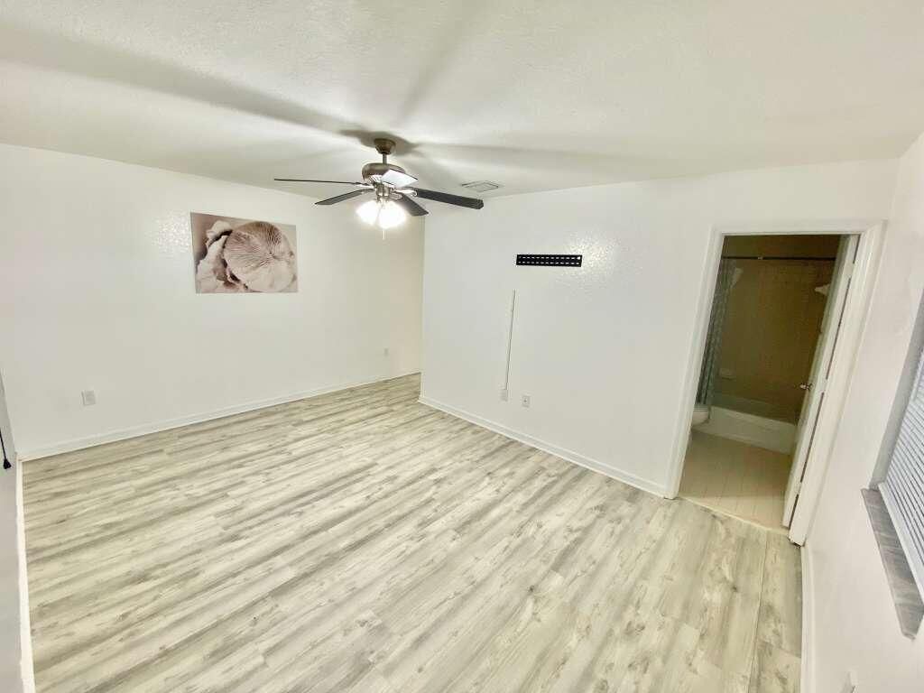 18951 SW 113th Place, Miami, FL 33157 Photo