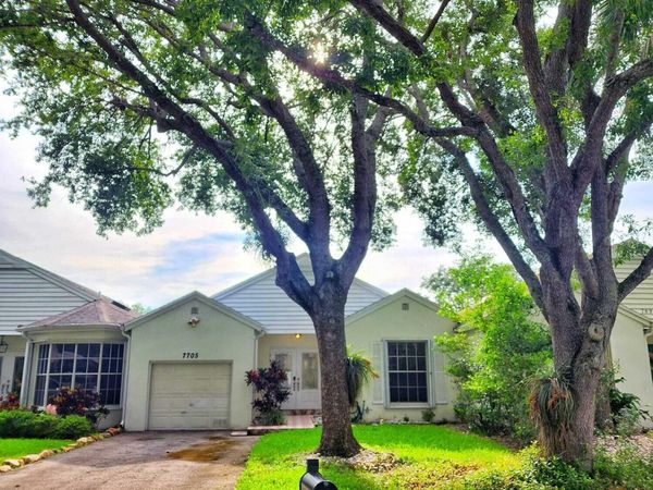 7705 FOREST GREEN Lane, Boynton Beach, FL 33436
