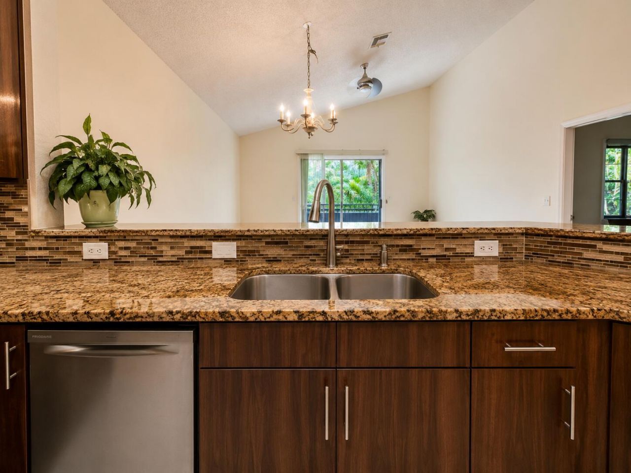 7705 Forest Green Lane, Boynton Beach, FL 33436 Photo