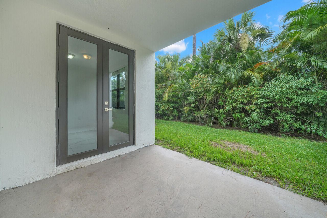407 Bella Sol Way, West Palm Beach, FL 33406 Photo