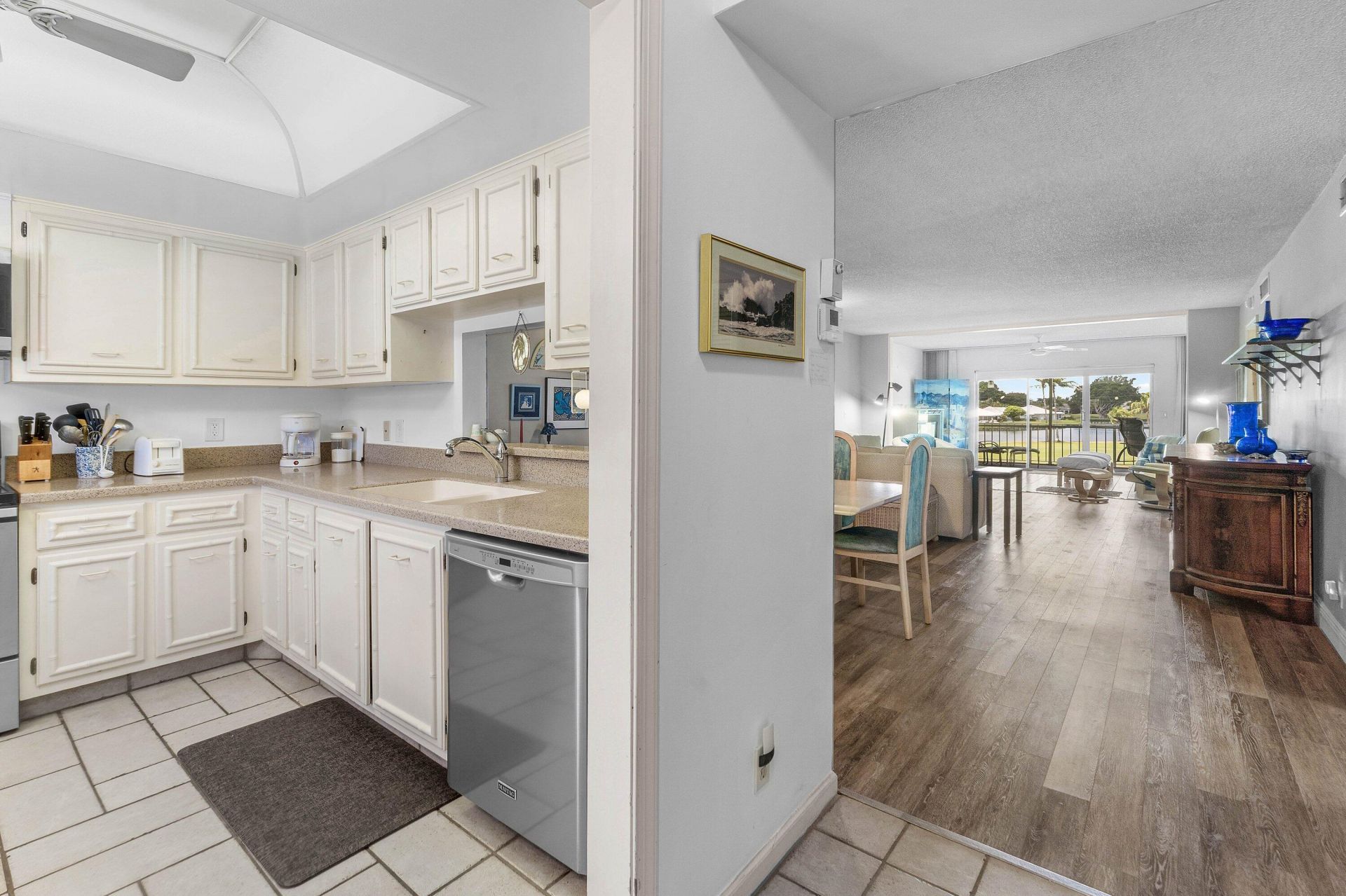 250 John F Kennedy Drive, Unit 204, Atlantis, FL 33462 Photo