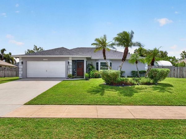 1630 Tamarack Way, Wellington, FL 33414