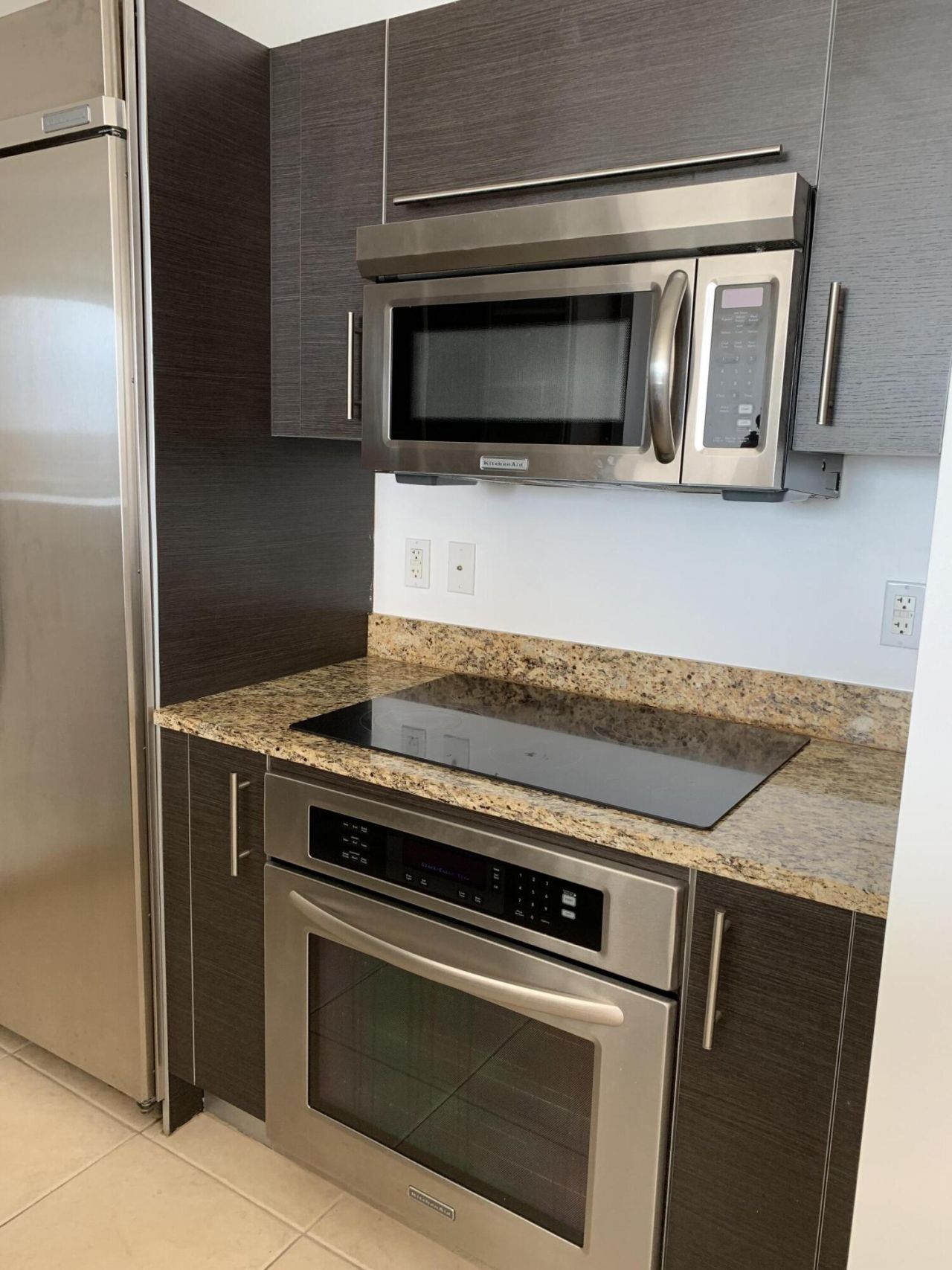 550 Okeechobee Boulevard, Unit 825, West Palm Beach, FL 33401 Photo