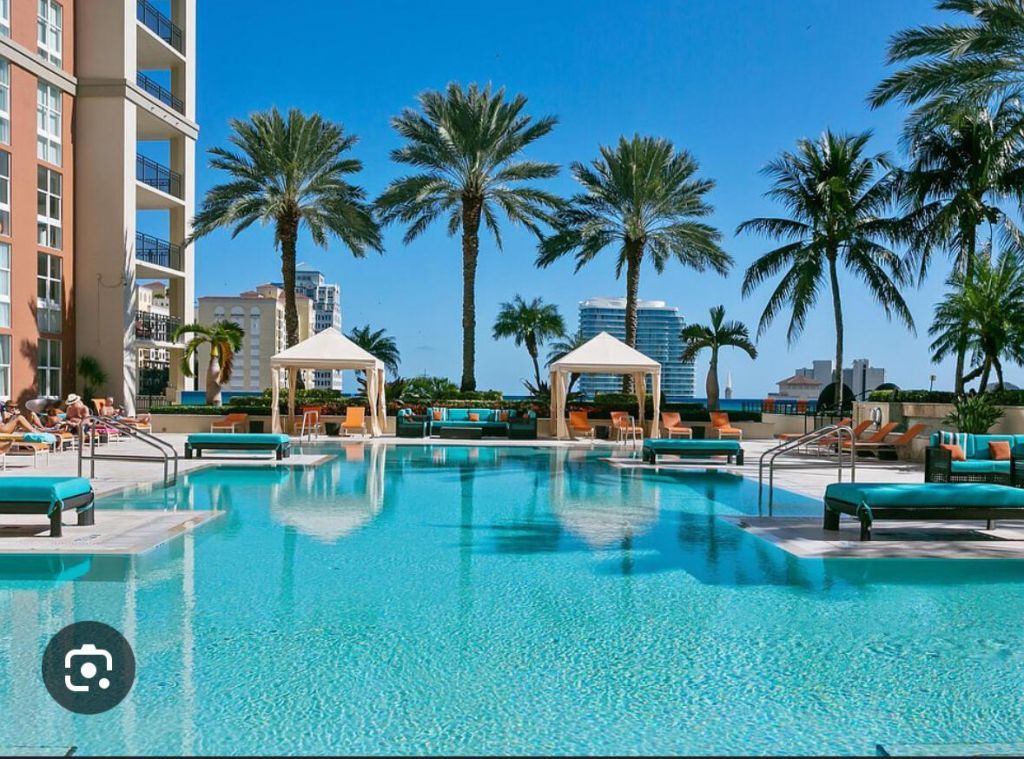 550 Okeechobee Boulevard, Unit 825, West Palm Beach, FL 33401 Photo
