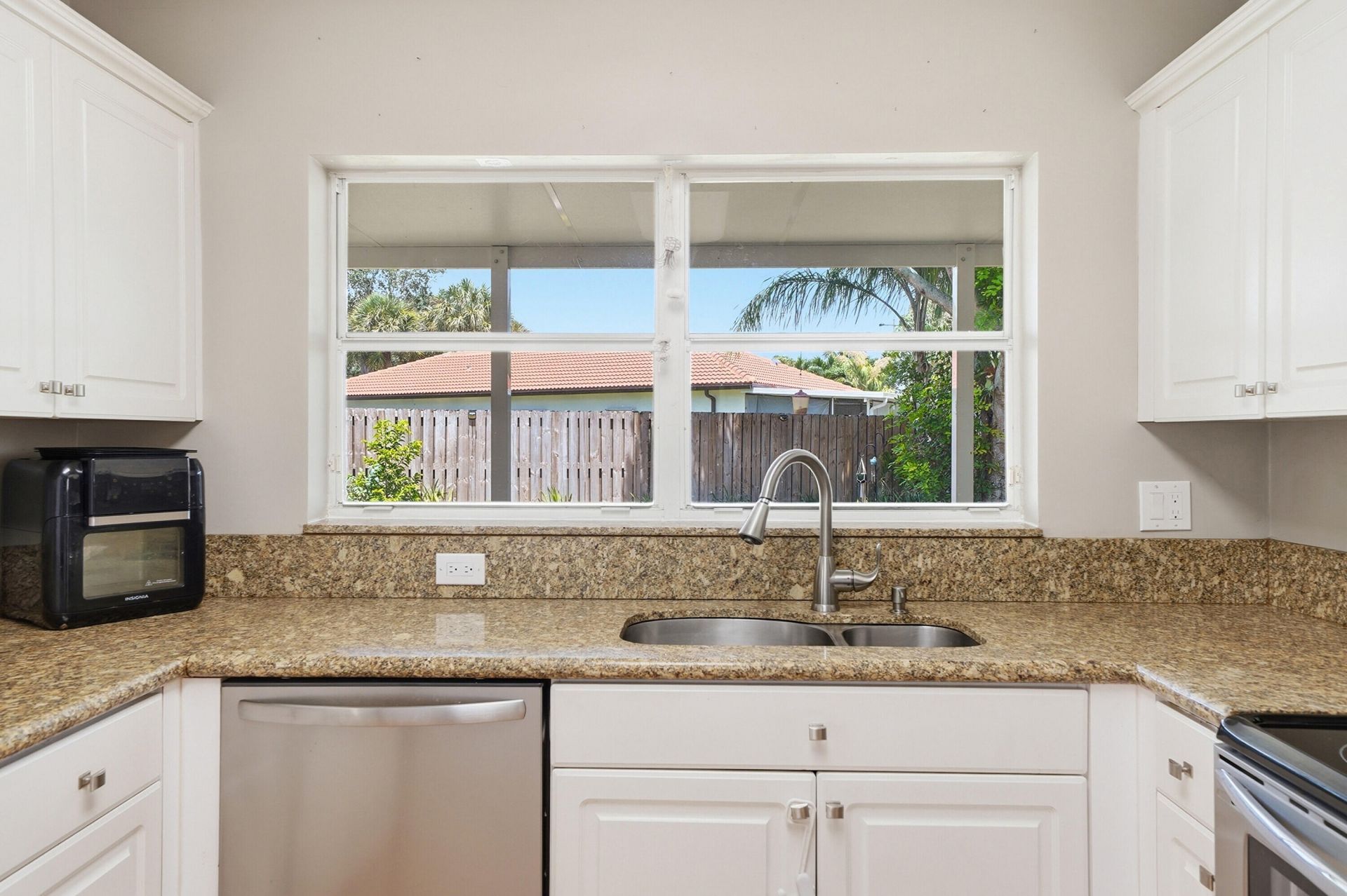6261 NW 38th Drive, Coral Springs, FL 33067 Photo