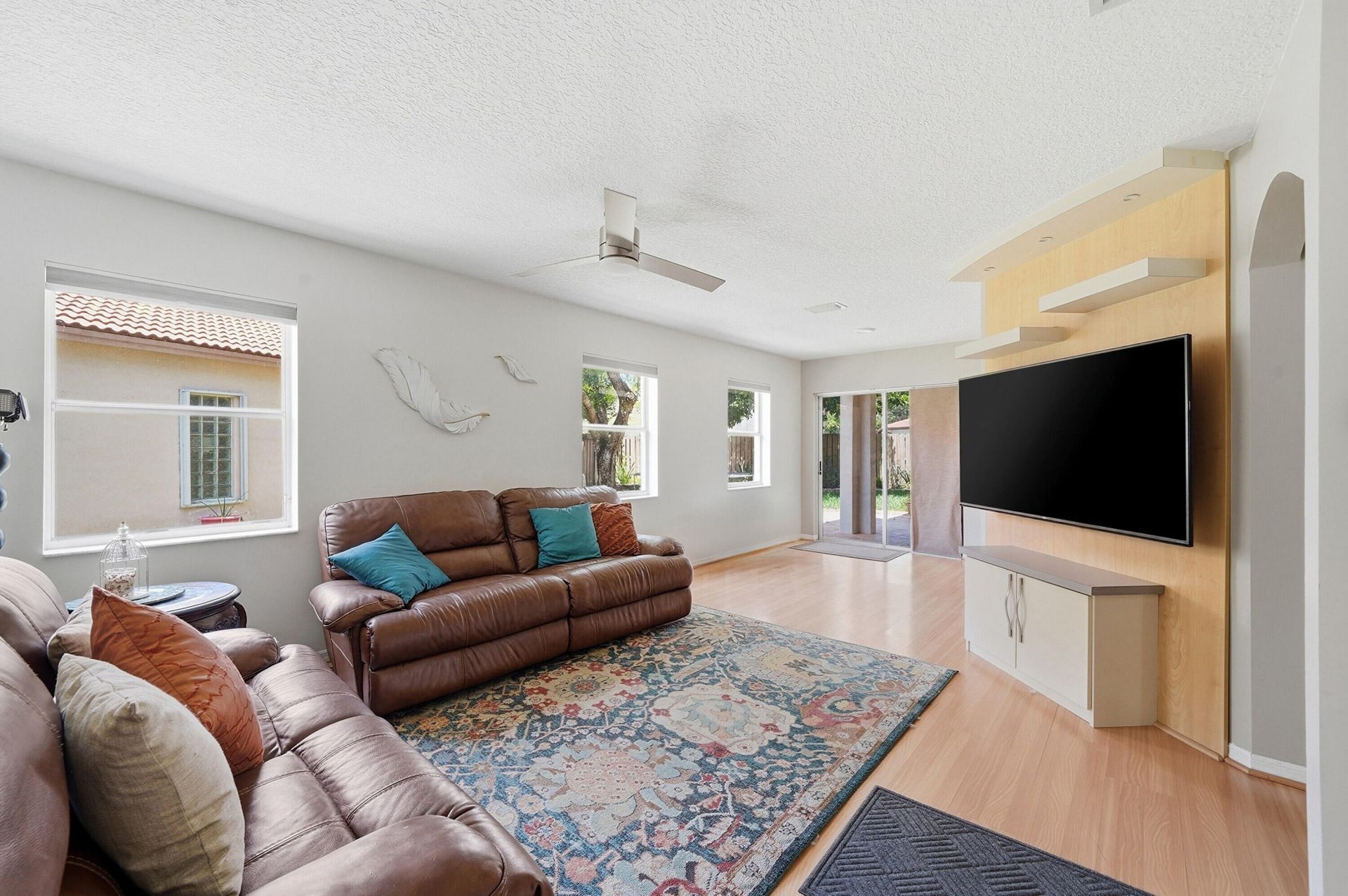 6261 NW 38th Drive, Coral Springs, FL 33067 Photo
