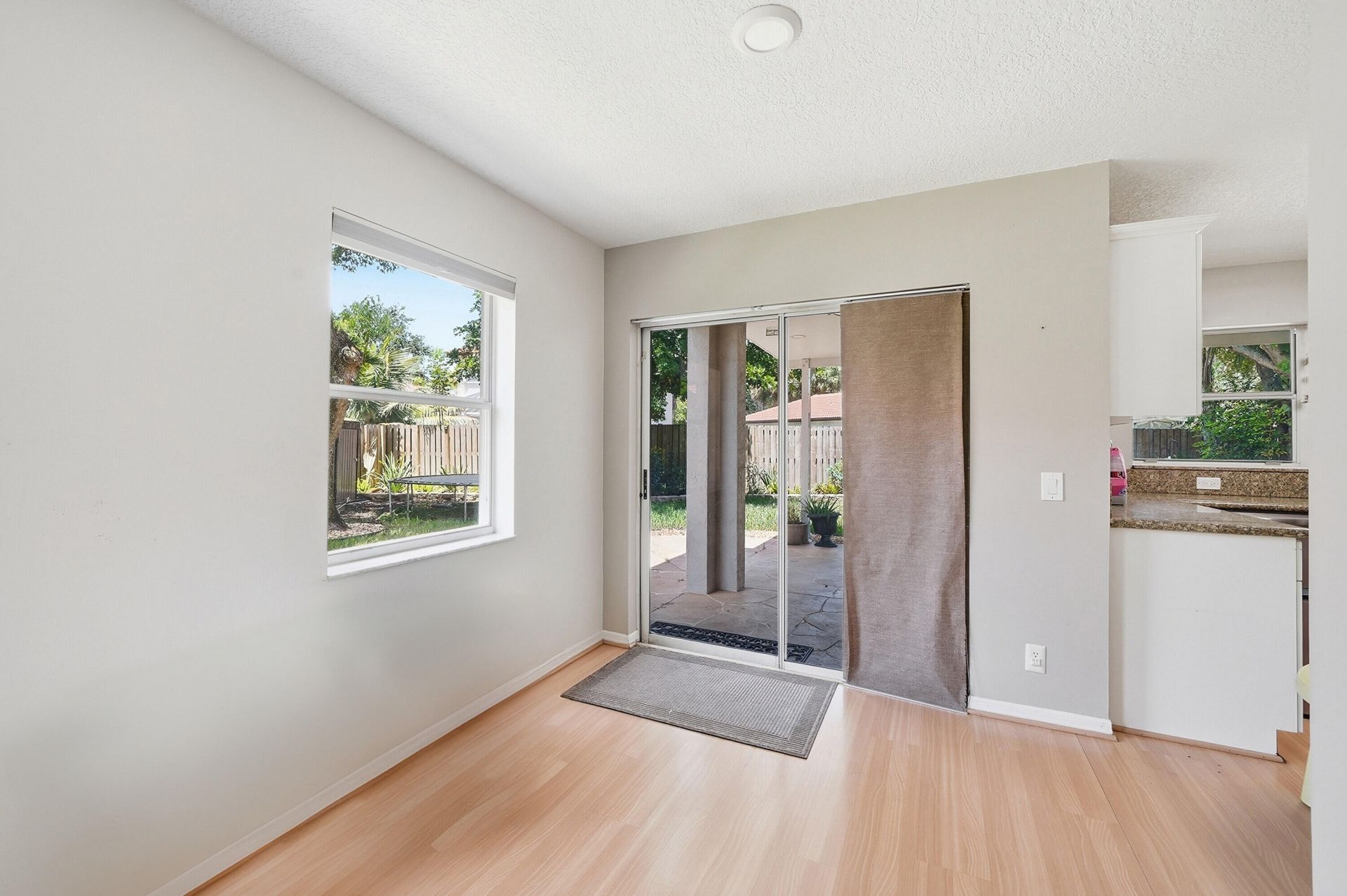 6261 NW 38th Drive, Coral Springs, FL 33067 Photo