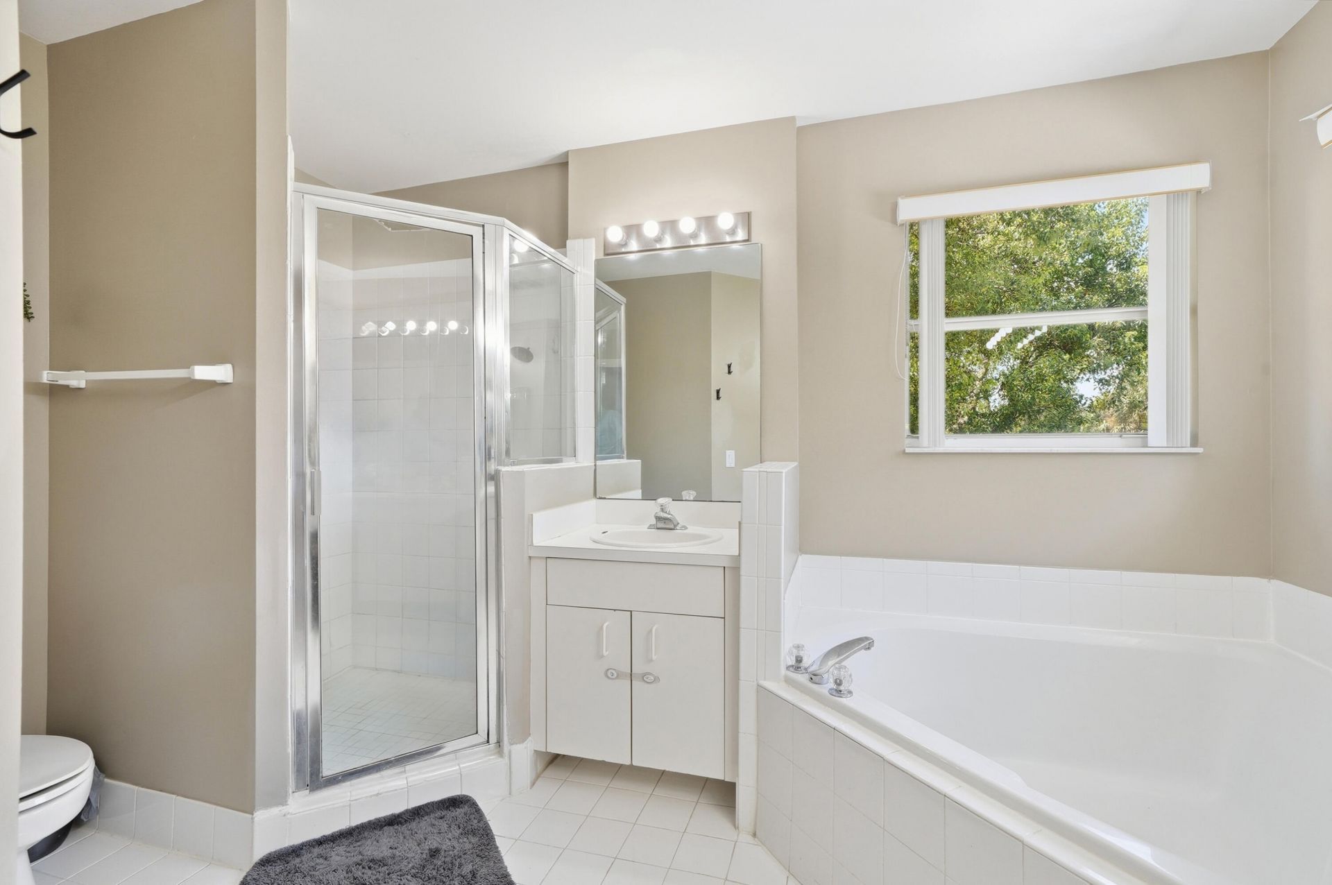 6261 NW 38th Drive, Coral Springs, FL 33067 Photo