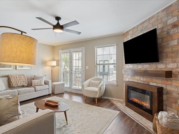 600 Bagby Avenue, Unit 5C, Waco, TX 76706