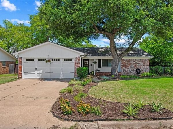 7413 Christopher Court, North Richland Hills, TX 76180