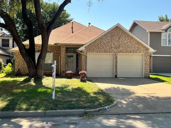 4152 Judith Way , Haltom City, TX 76137