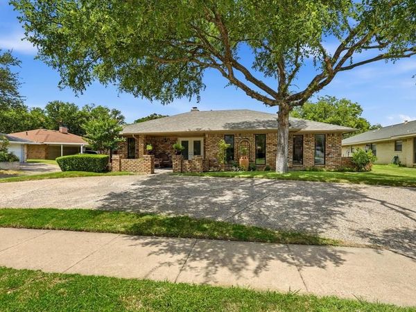 625 Bellah Drive, Irving, TX 75062