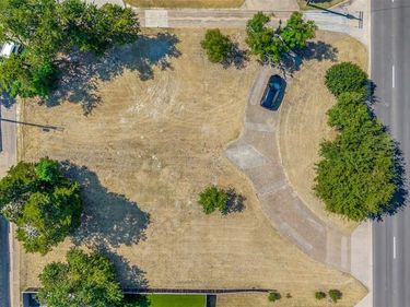 11430 Midway Road, Dallas, TX 75229