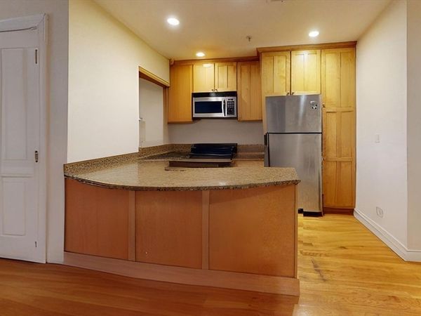 23 Lake, Unit 2, Somerville, MA 02143