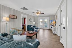125 Easy St.  photo 4