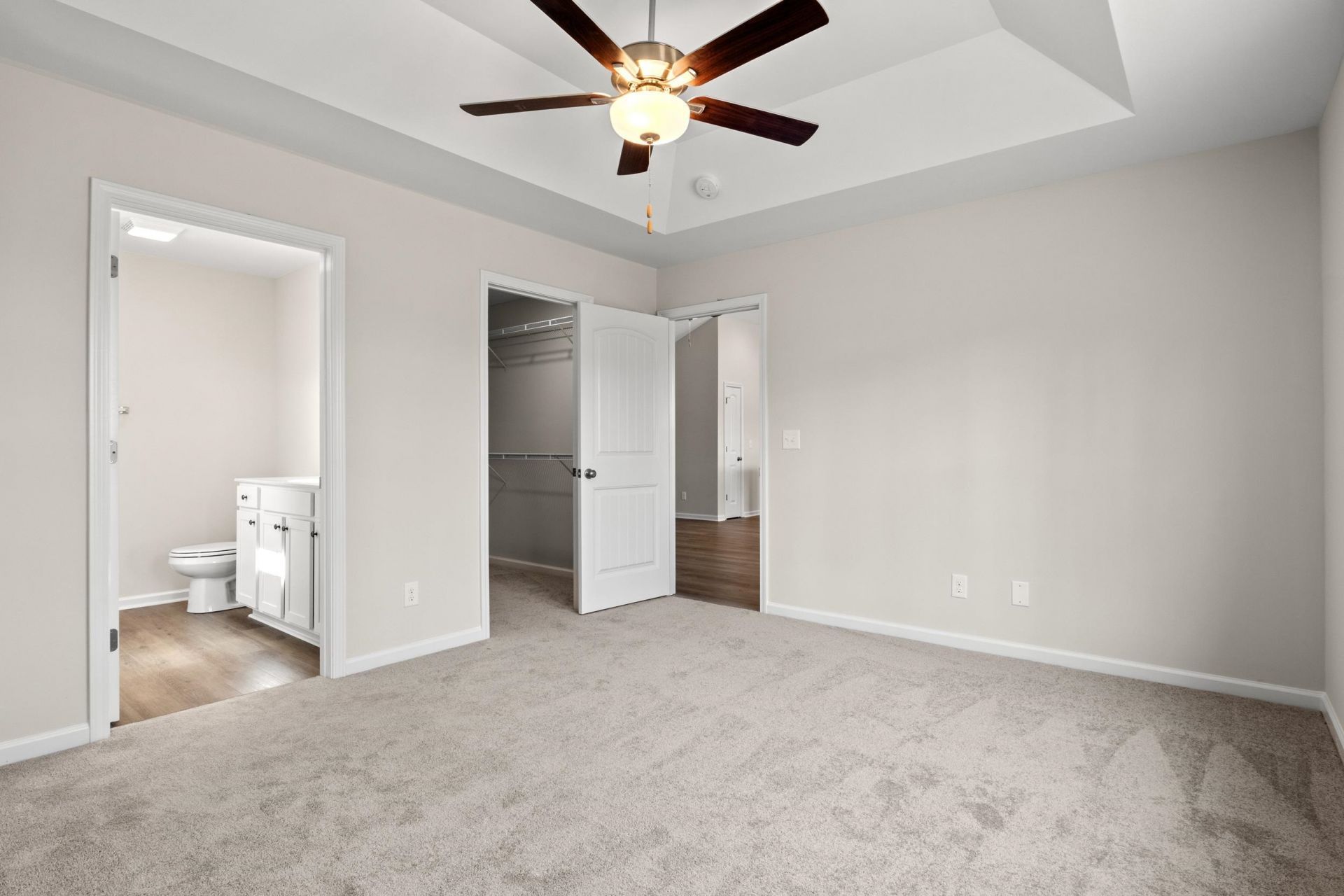 189 Moury Dr Photo 10