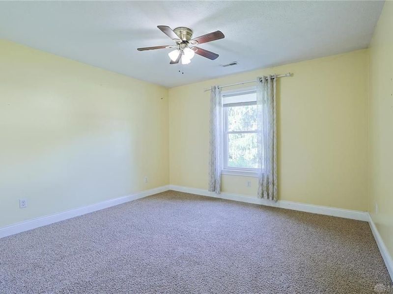 586 Skodborg Drive, Eaton, OH 45320 Photo 16