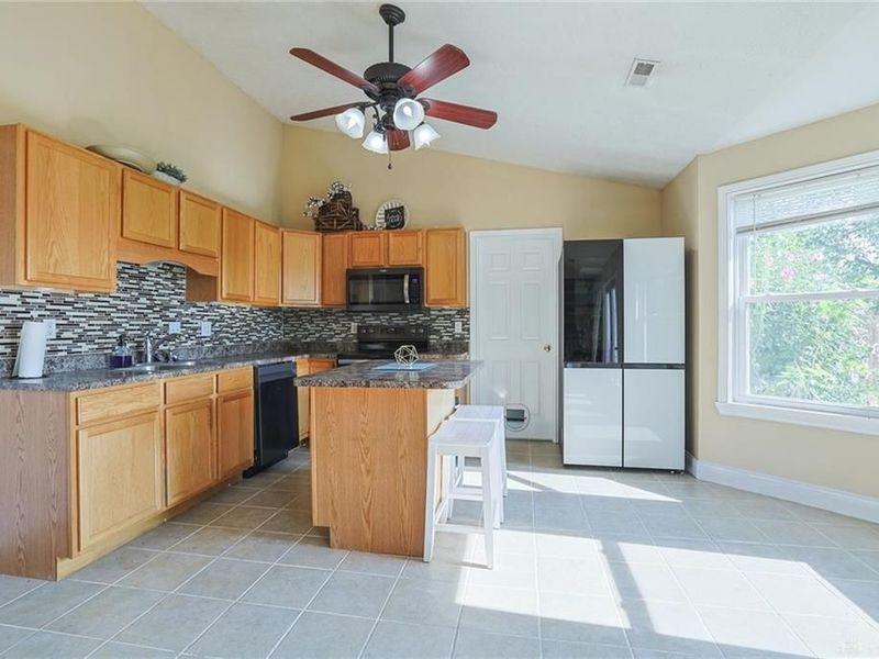 586 Skodborg Drive, Eaton, OH 45320 Photo 7