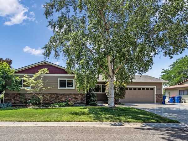 2201 E Dicky Circle, Eagle, ID 83616