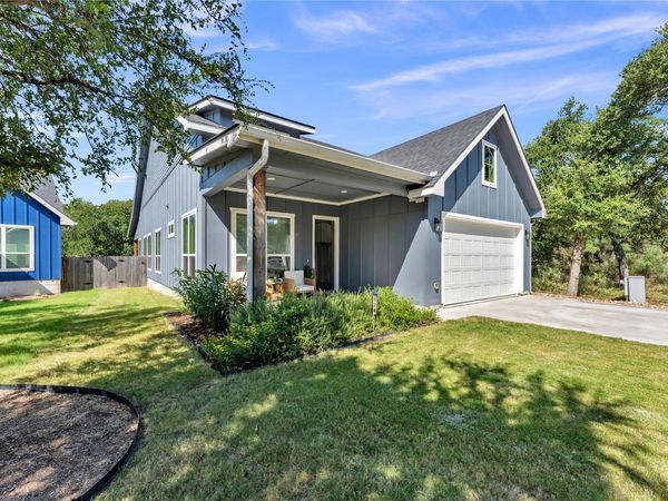 824 Woodland Hills DR, Granite Shoals, TX 78654
