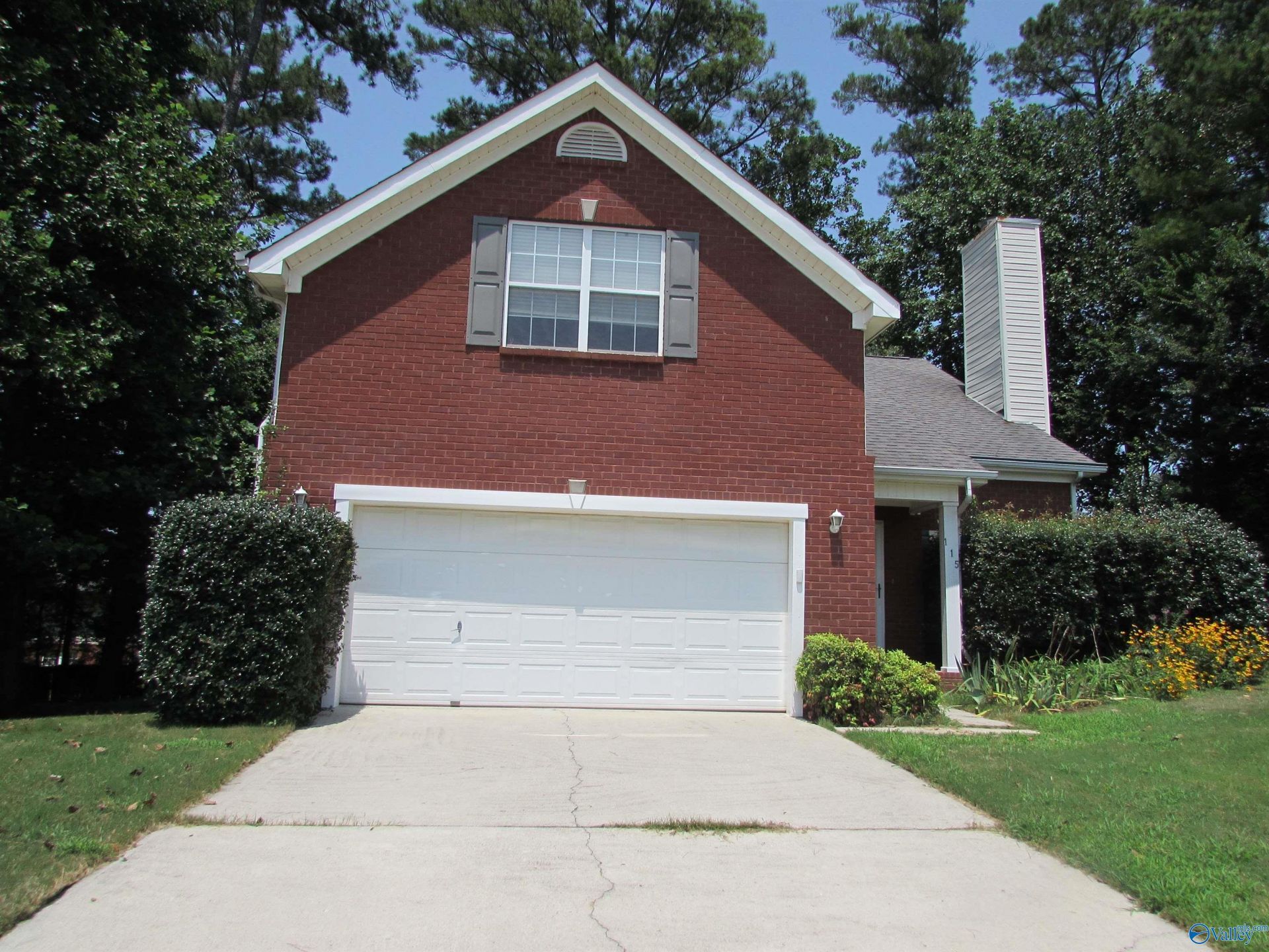 115 SW Tallmadge Court, Huntsville, AL 35824 Main Photo