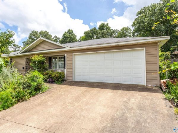 1321 Monte Vista Drive, Gadsden, AL 35904