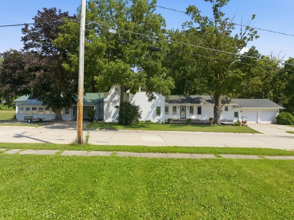 700 Wapsie Street, Sumner, IA 50674
