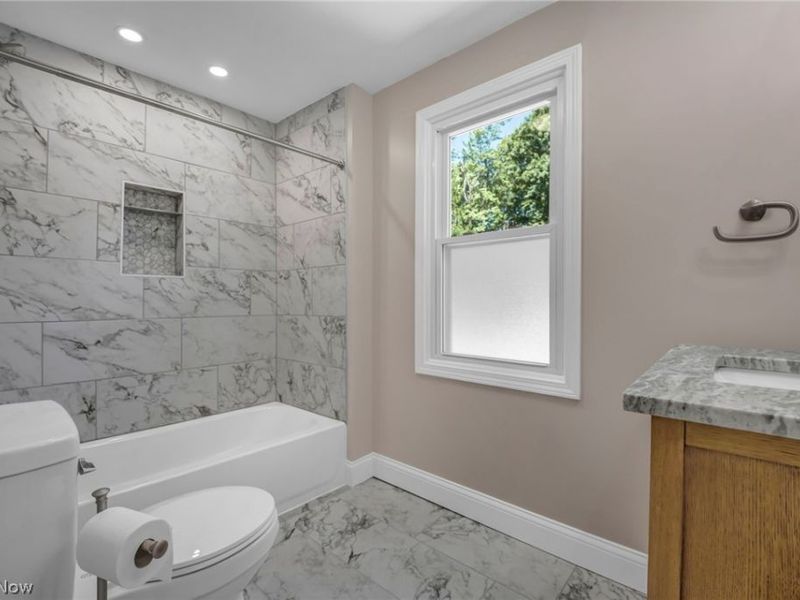2368 Eardley Road, University Heights, OH 44118 Photo 21