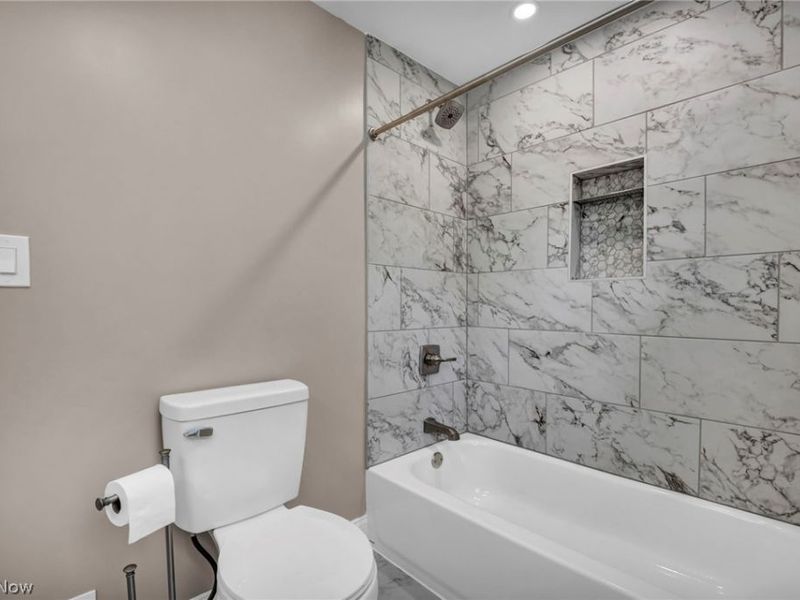 2368 Eardley Road, University Heights, OH 44118 Photo 22