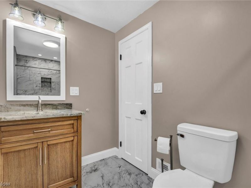 2368 Eardley Road, University Heights, OH 44118 Photo 23