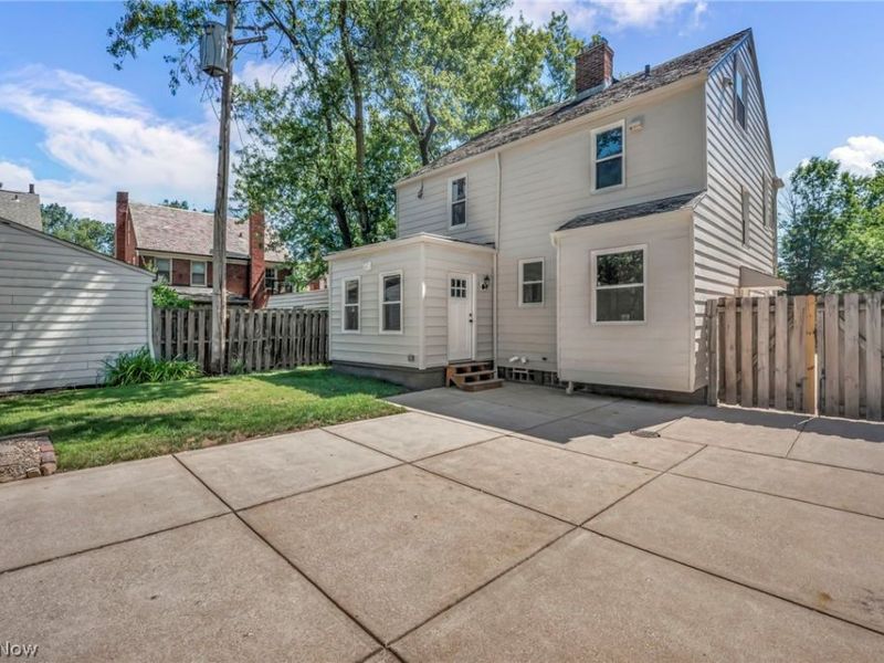 2368 Eardley Road, University Heights, OH 44118 Photo 45
