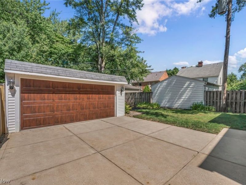 2368 Eardley Road, University Heights, OH 44118 Photo 46