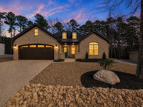 6 Acambaro Place, Hot Springs Village, AR 71909