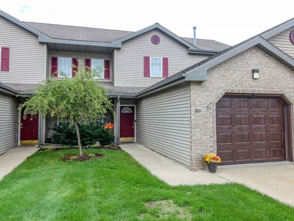 105 Waverly Drive, Cambridge, WI 53523