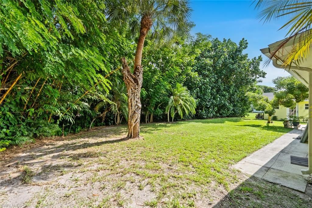 2437 Sunset Ave , Naples, FL 34112 Photo