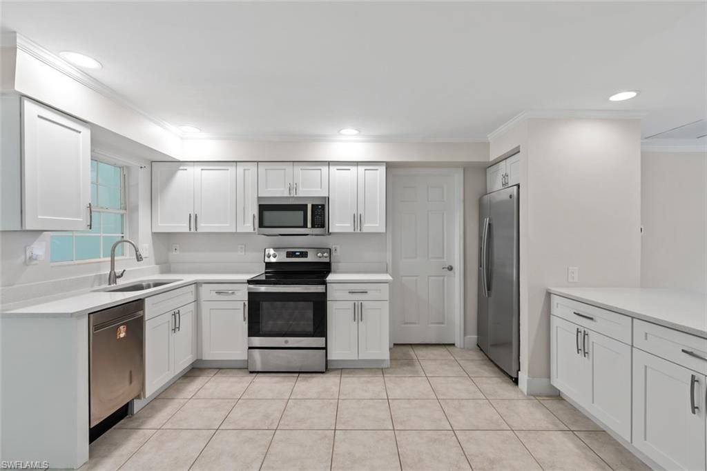 2437 Sunset Ave , Naples, FL 34112 Photo
