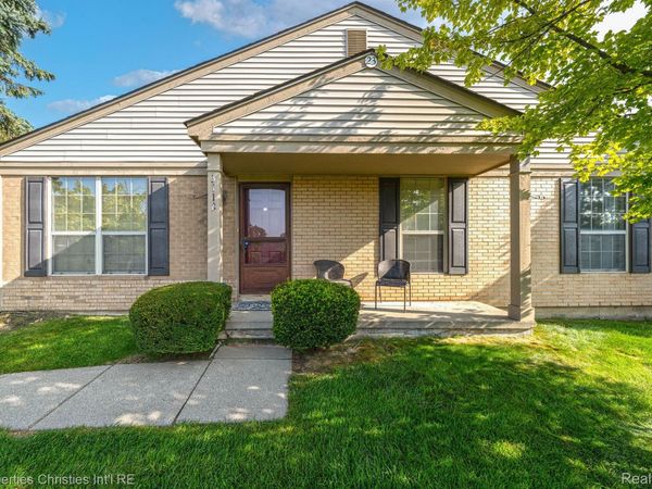 3112 Hidden Trail, Waterford Township, Mi 48328