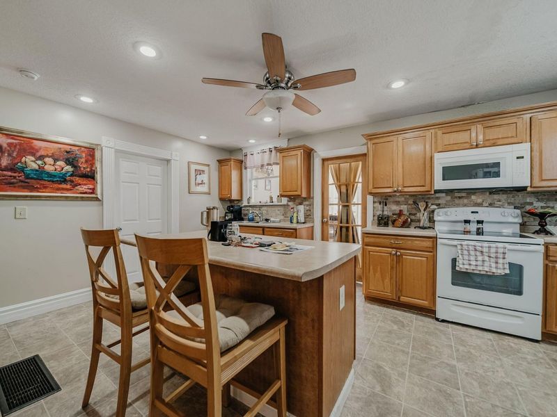 706 S Washington Street , Circleville, OH 43113 Photo 69