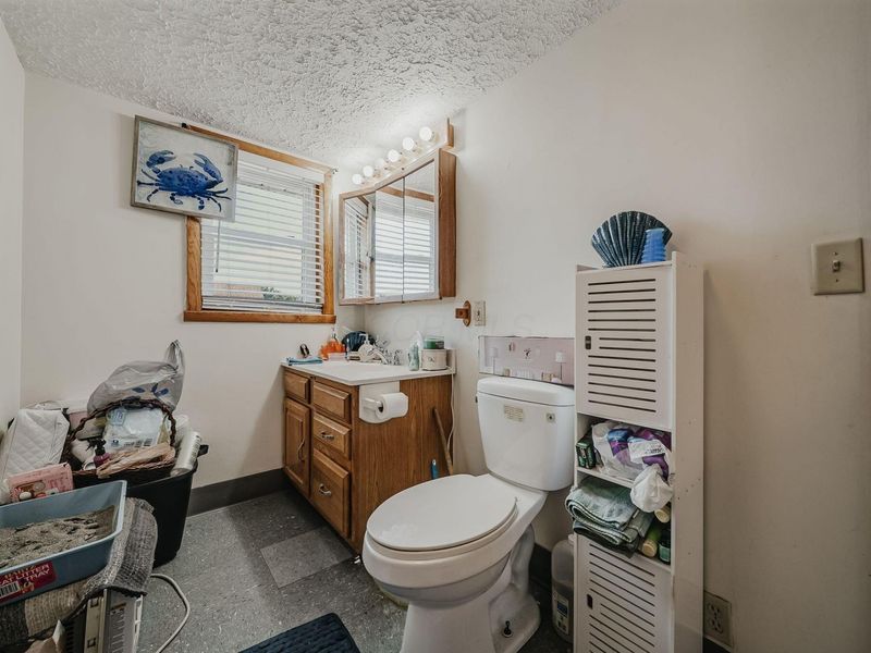 706 S Washington Street , Circleville, OH 43113 Photo 94