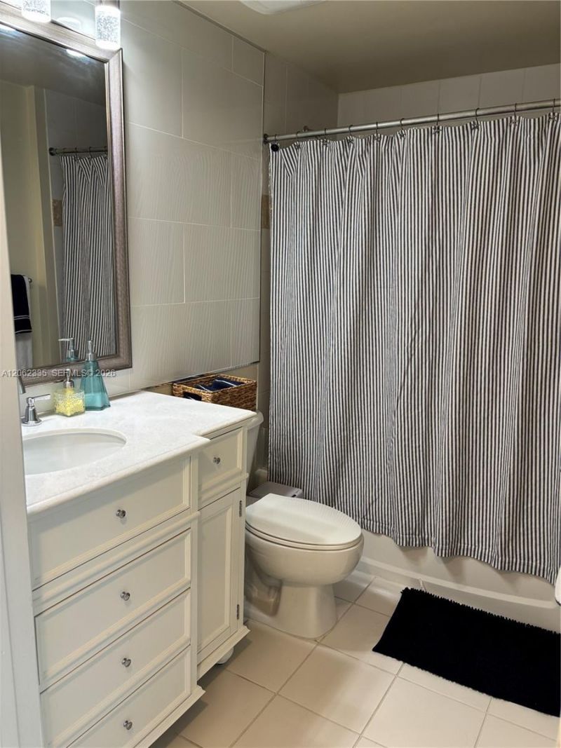 1871 NW S River Dr, Unit 801, Miami, FL 33125 Photo
