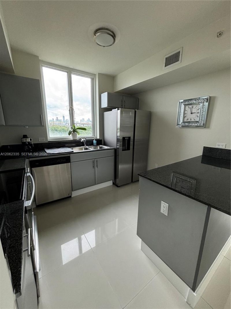 1871 NW S River Dr, Unit 801, Miami, FL 33125 Photo